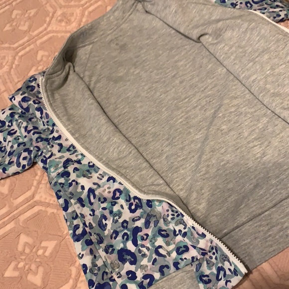 Jacket - Picture 3 of 5